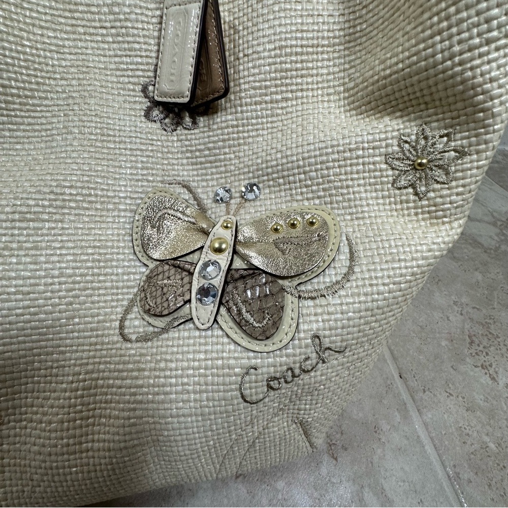 Coach Straw Bag with butterflies - Picture 6 of 15